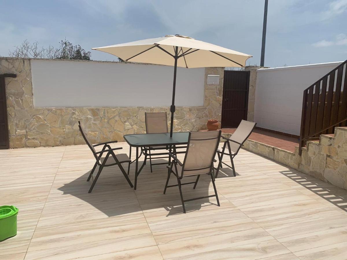 Apartament Sanlúcar de Barrameda Екстериор снимка